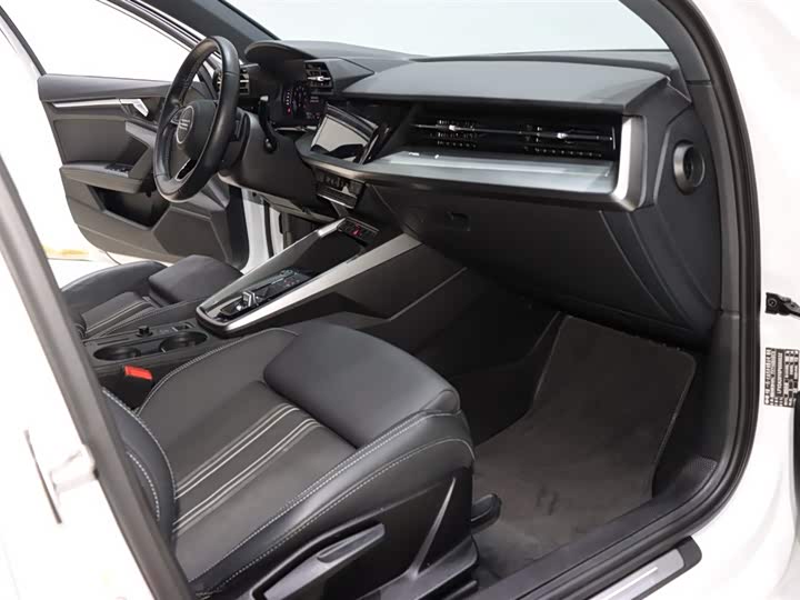 Фото 8 - Audi A3