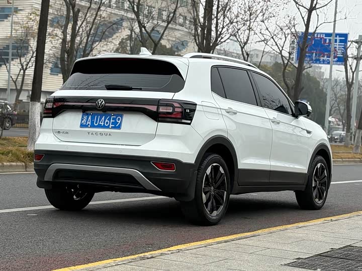 Фото 4 - Volkswagen Tacqua