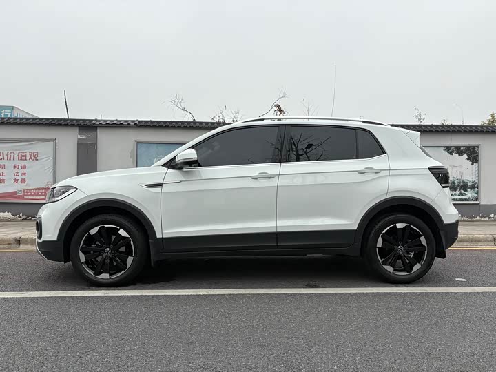 Фото 7 - Volkswagen Tacqua