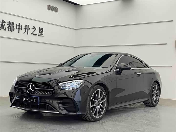 Фото 1 - Mercedes-Benz E-Class