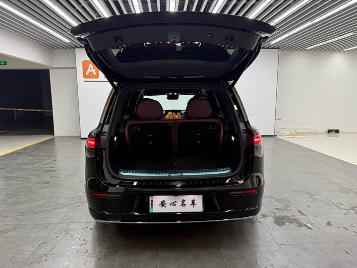 Фото 4 - Voyah Taishan