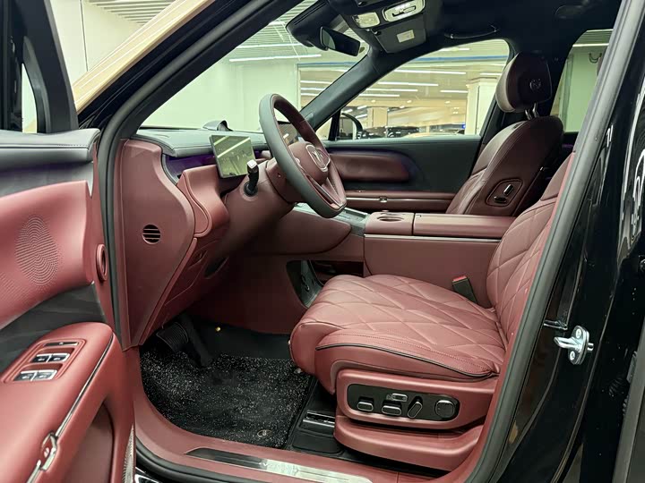 Фото 7 - Voyah Taishan