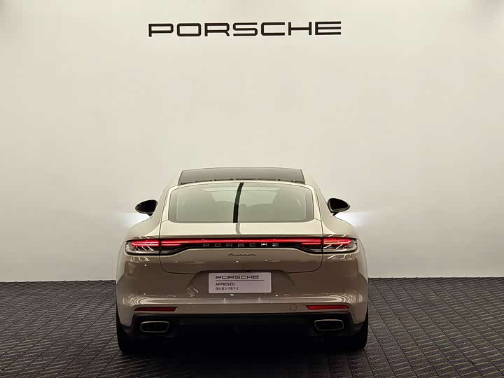 Фото 6 - Porsche Panamera