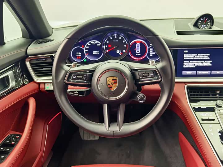 Фото 8 - Porsche Panamera