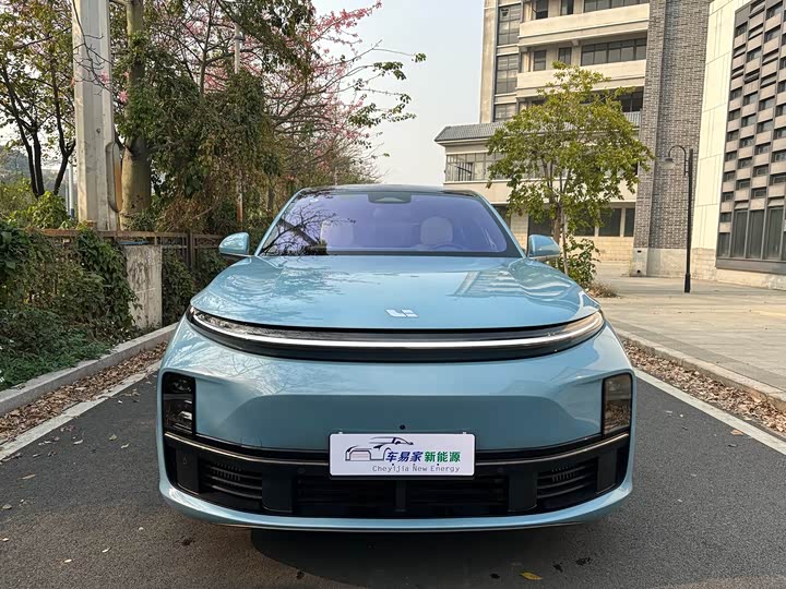 Фото 2 - LiXiang L7