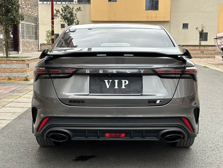 Фото 5 - Geely Binrui