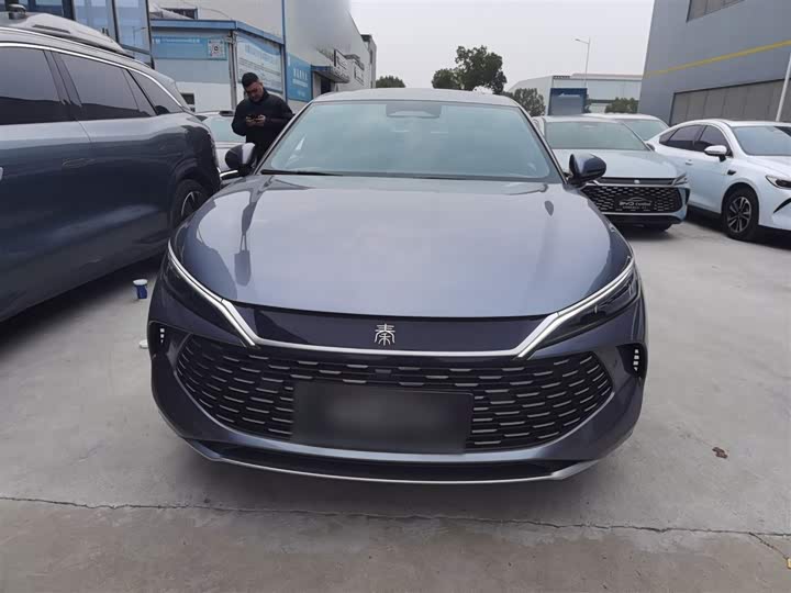 Фото 3 - BYD Qin L