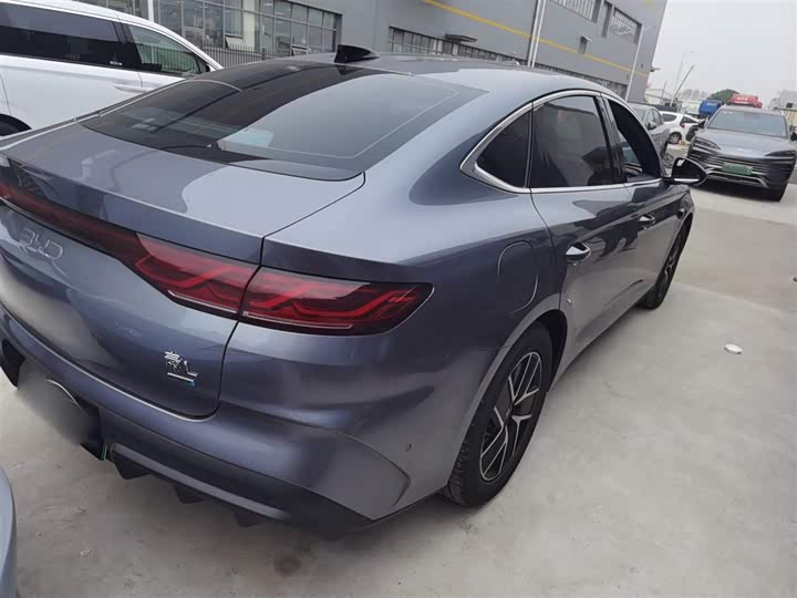 Фото 7 - BYD Qin L