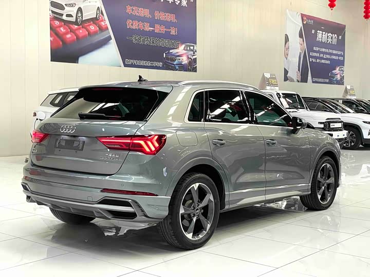 Фото 6 - Audi Q3