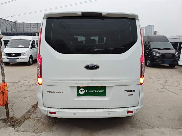 Фото 6 - Ford Transit