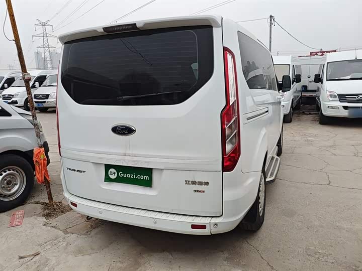 Фото 7 - Ford Transit