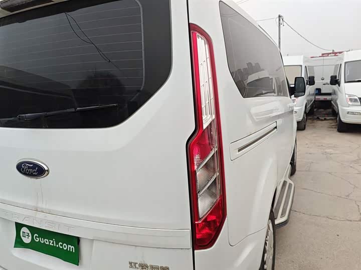 Фото 8 - Ford Transit