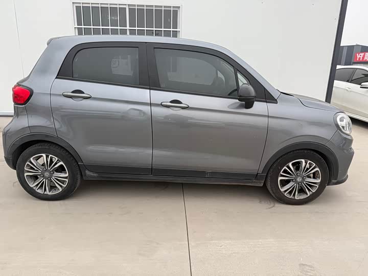 Фото 3 - Leapmotor T03