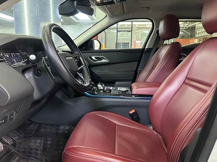 Фото 4 - Land Rover Range Rover Velar