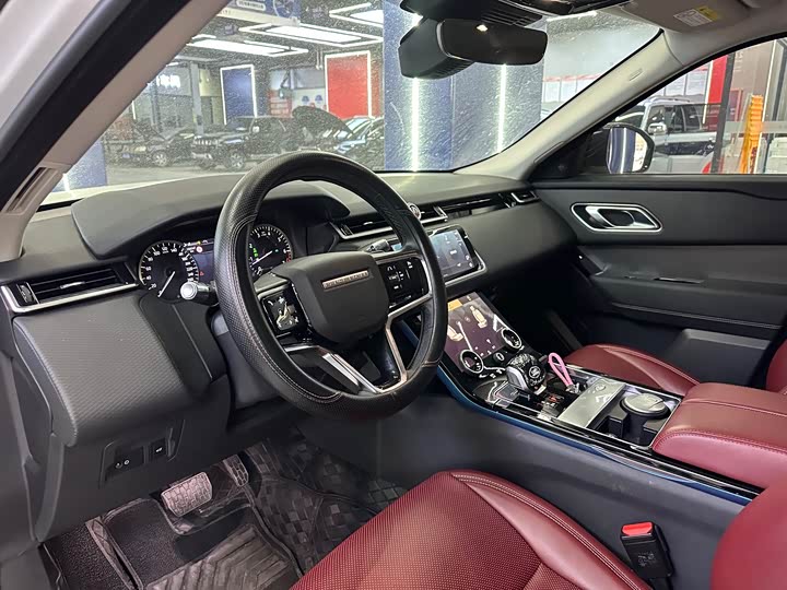 Фото 5 - Land Rover Range Rover Velar