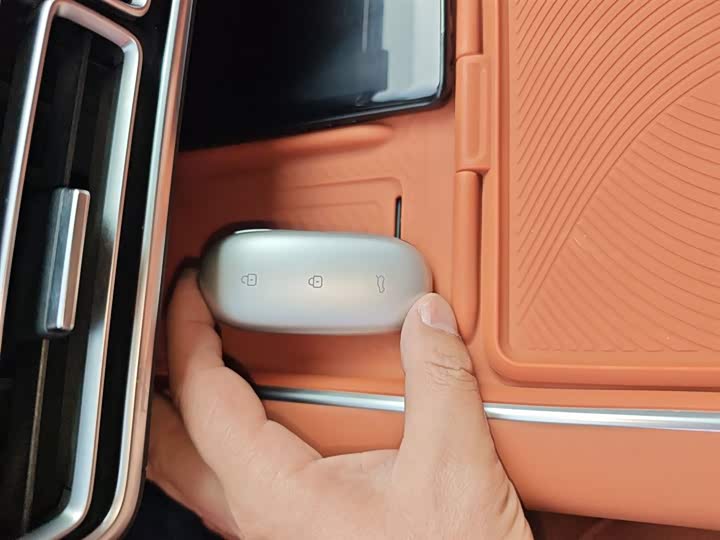 Фото 9 - LiXiang L6