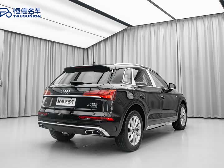 Фото 4 - Audi Q5L