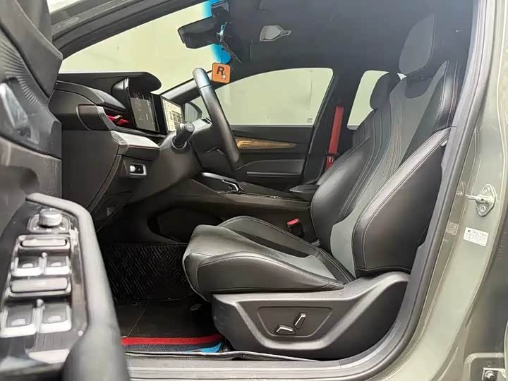 Фото 5 - Geely Binrui