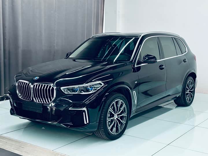 Фото 2 - BMW X5