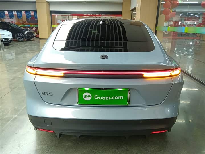Фото 6 - Nio ET5