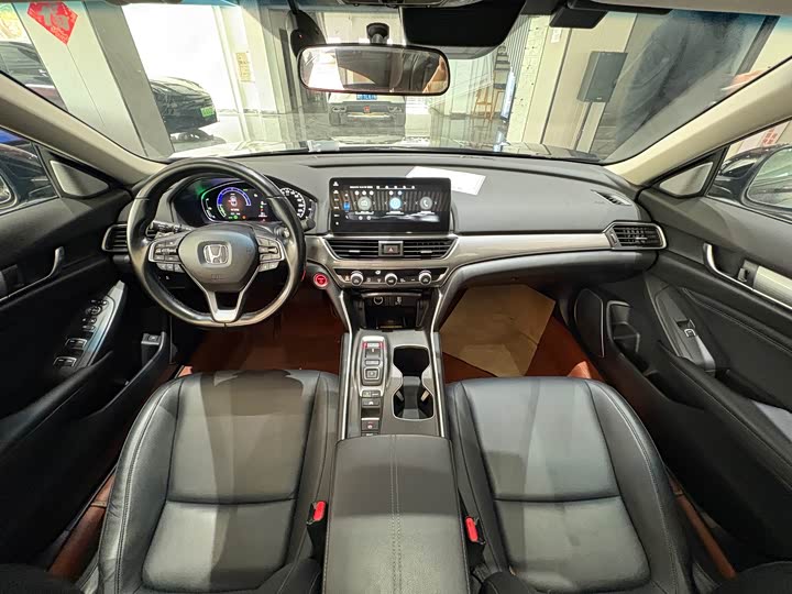 Фото 7 - Honda Accord