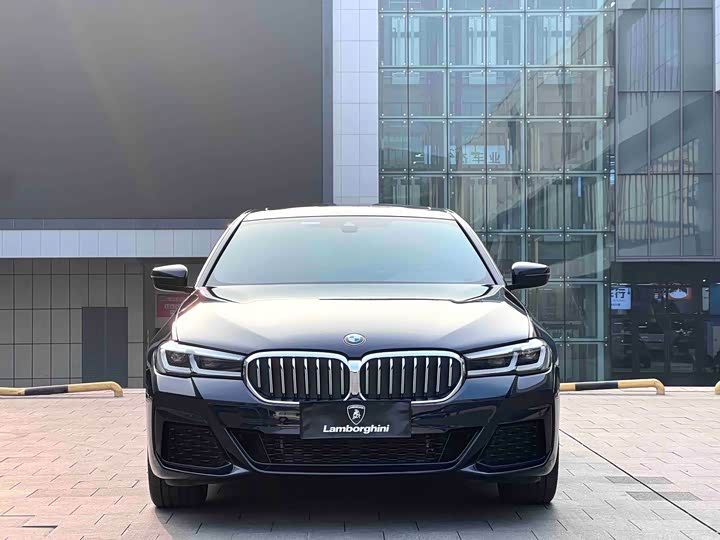 Фото 2 - BMW 5 Series