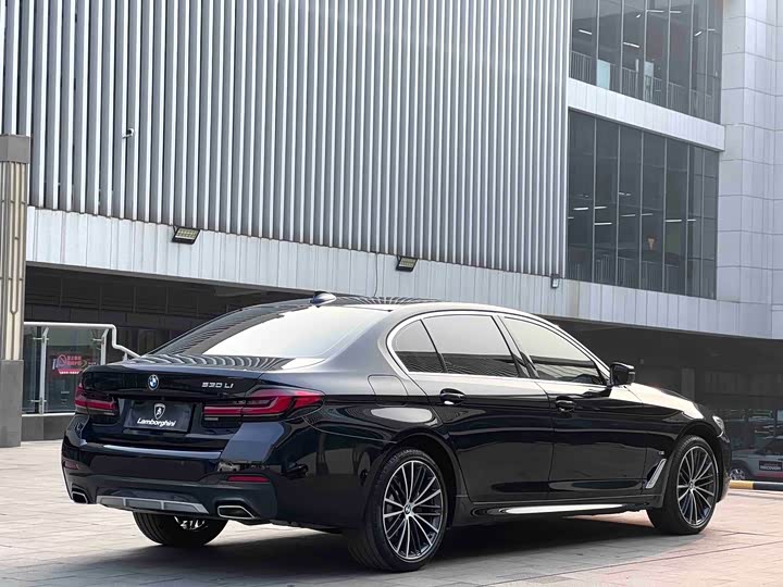 Фото 4 - BMW 5 Series