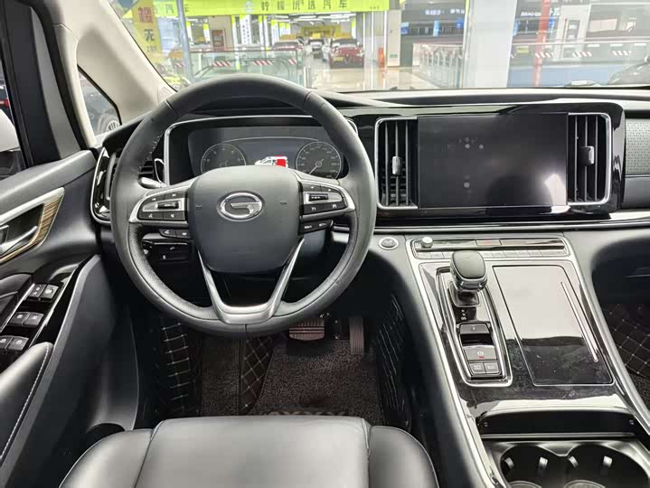 Фото 9 - GAC Trumpchi M8