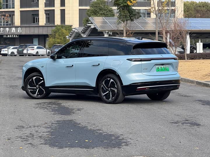 Фото 4 - Nio ES6