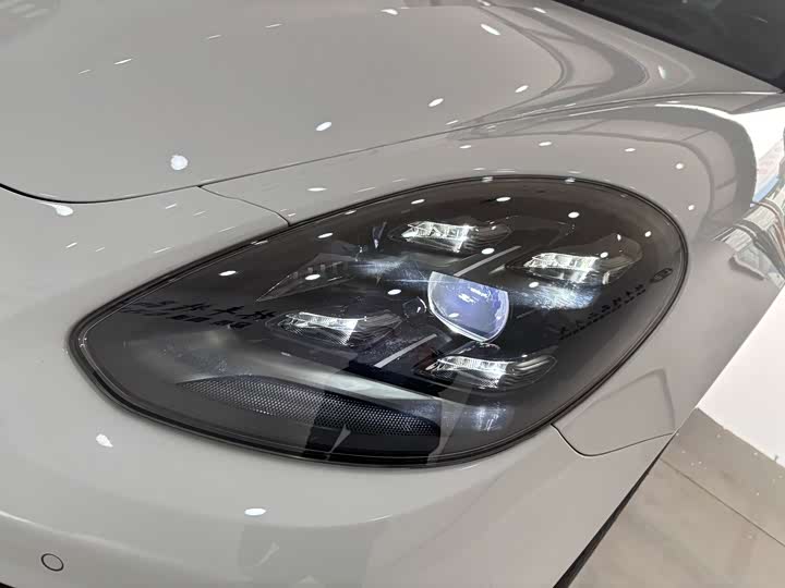 Фото 8 - Porsche Panamera