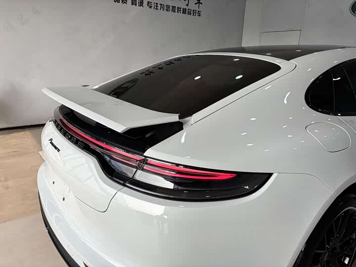 Фото 9 - Porsche Panamera