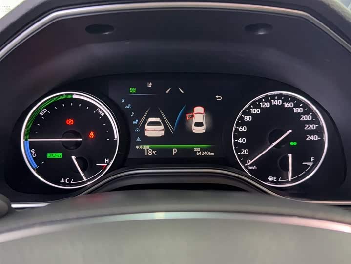 Фото 4 - Toyota Avalon