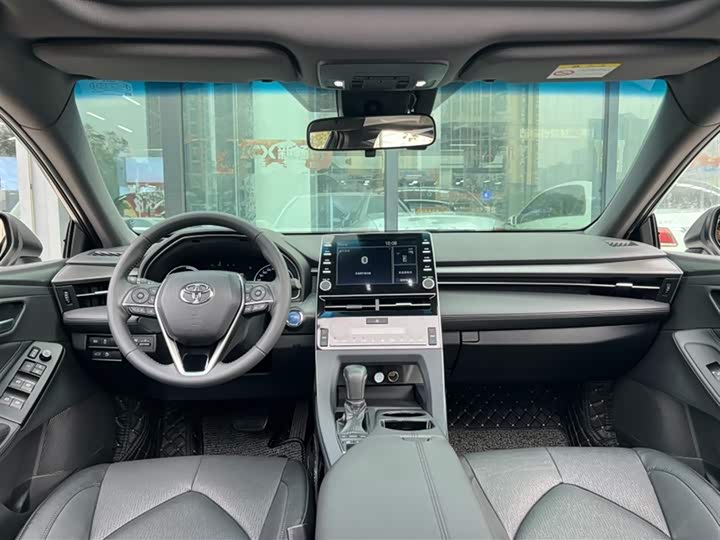 Фото 5 - Toyota Avalon