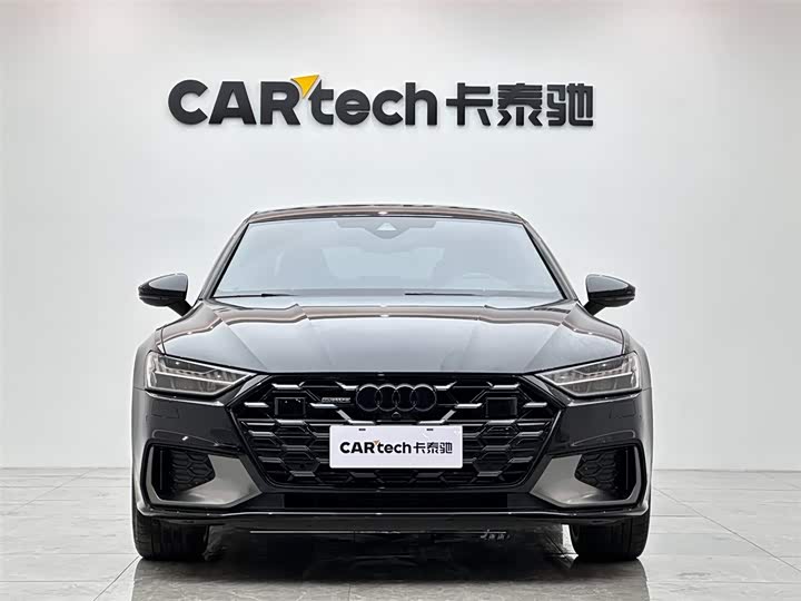 Фото 7 - Audi A7L