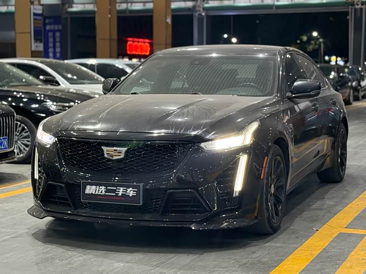 Фото 1 - Cadillac CT5