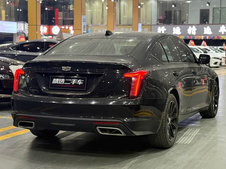 Фото 9 - Cadillac CT5