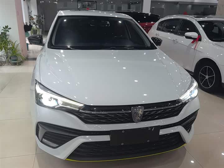 Фото 3 - Roewe i5