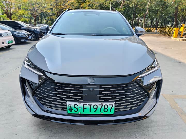 Фото 2 - BYD Tang Hybrid/EV