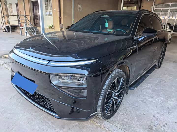 Фото 3 - XPeng G9