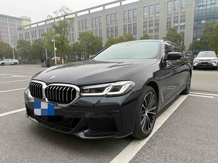 Фото 1 - BMW 5 Series