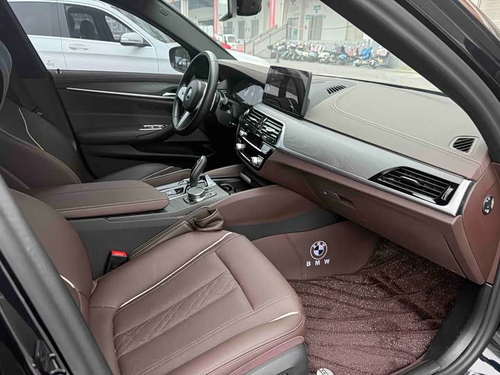 Фото 7 - BMW 5 Series