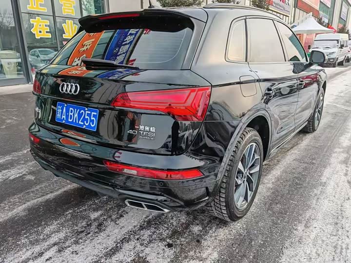 Фото 9 - Audi Q5L