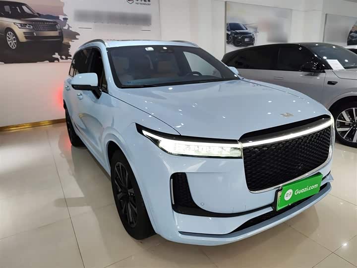 Фото 4 - LiXiang One