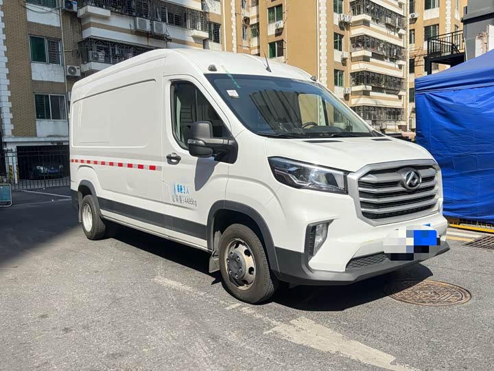 Фото 3 - Maxus V90