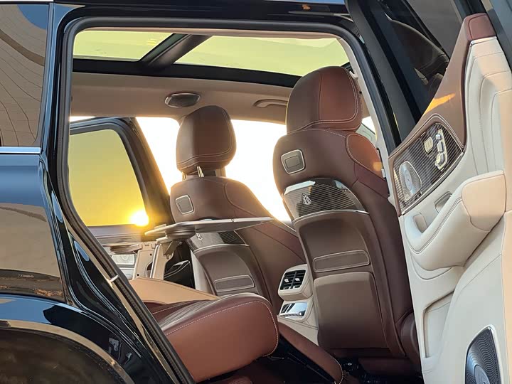 Фото 8 - Mercedes-Benz GLS-Class