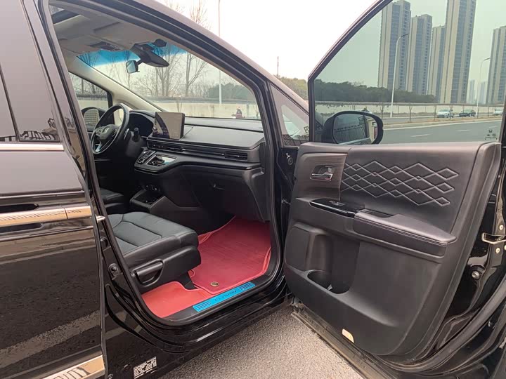 Фото 4 - Honda Elysion