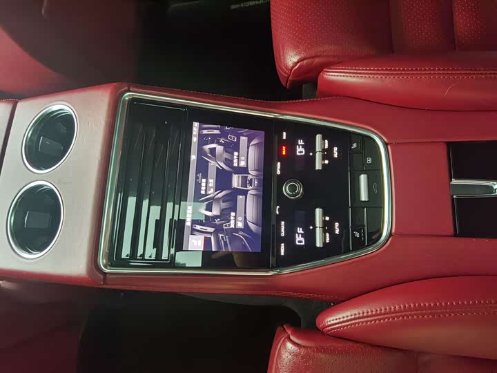 Фото 4 - Porsche Panamera