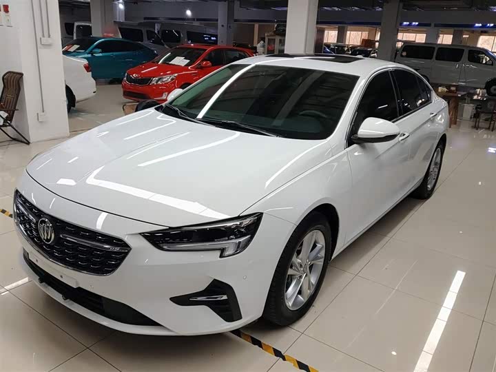 Фото 2 - Buick Regal