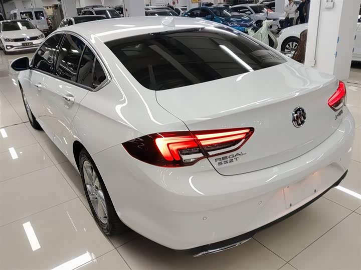 Фото 5 - Buick Regal