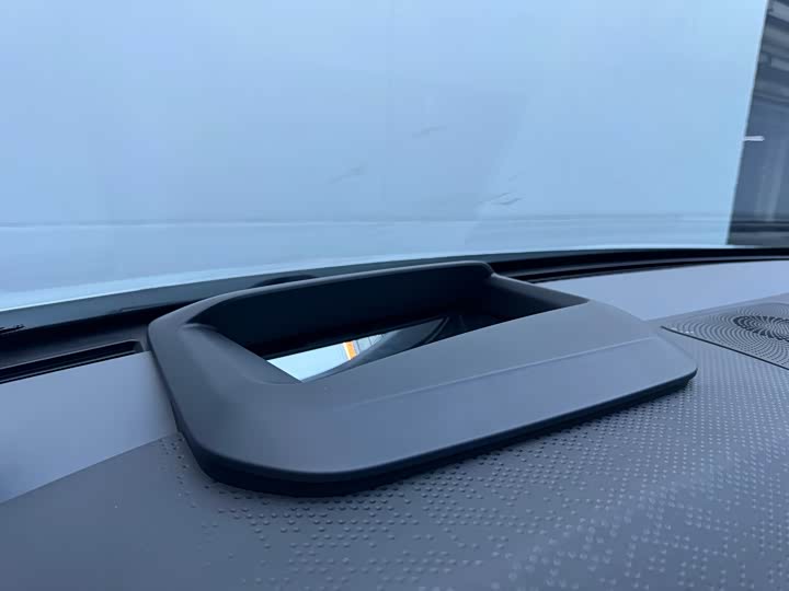 Фото 7 - Zeekr X